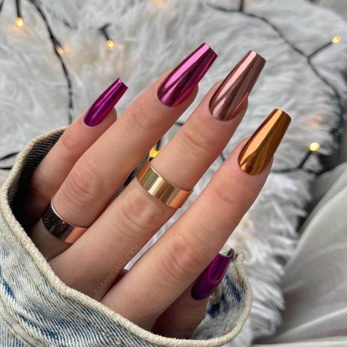 trending-fall-nail-colors-20-fall-nail-colors-you-need-to-try_easy-resize-com_-e1695823508872 Unha Decorada Grande