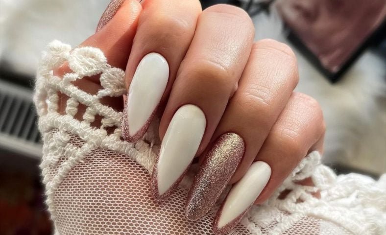 Esmaltação Em Gel Em Unha Natural Decorada